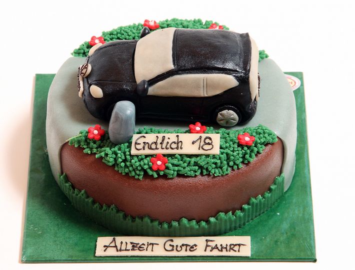 Gutschein-Auto-Torte mit Wunschfahrzeug – Motiv 2