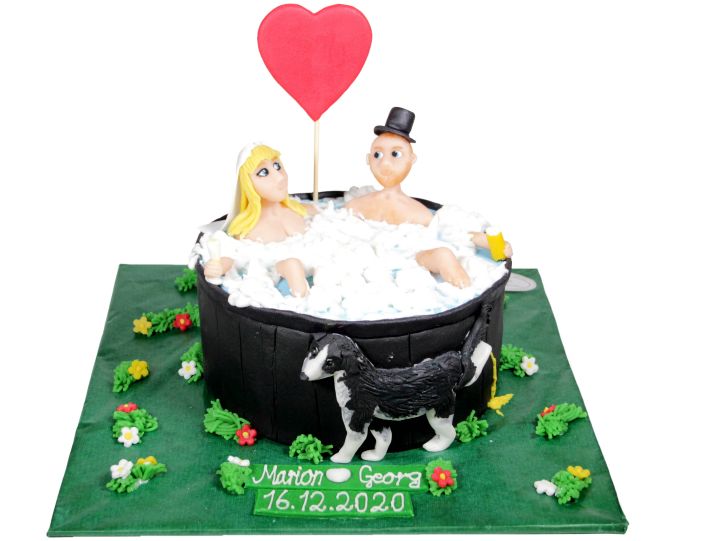 Hochzeitstorte Brautpaar im Whirlpool lustige Hochzeitstorte