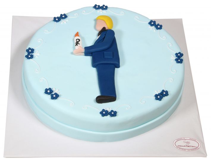 Kommunionstorte mit Junge und Kerze