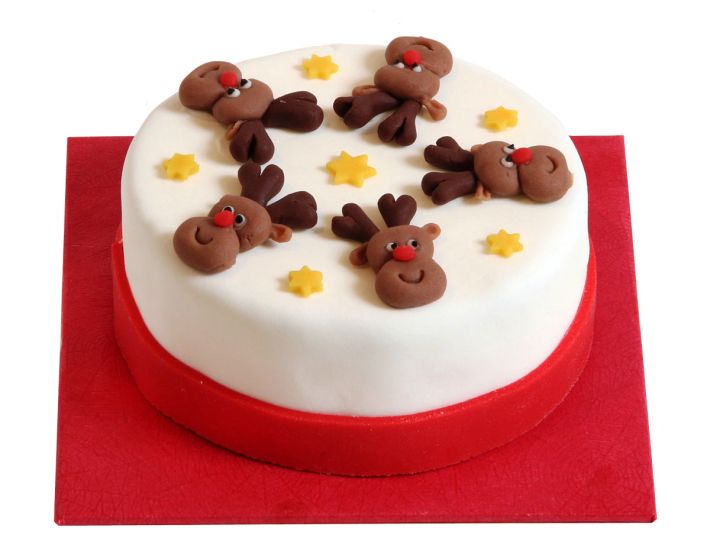 Lustige Elchköpfe-Weihnachtstorte