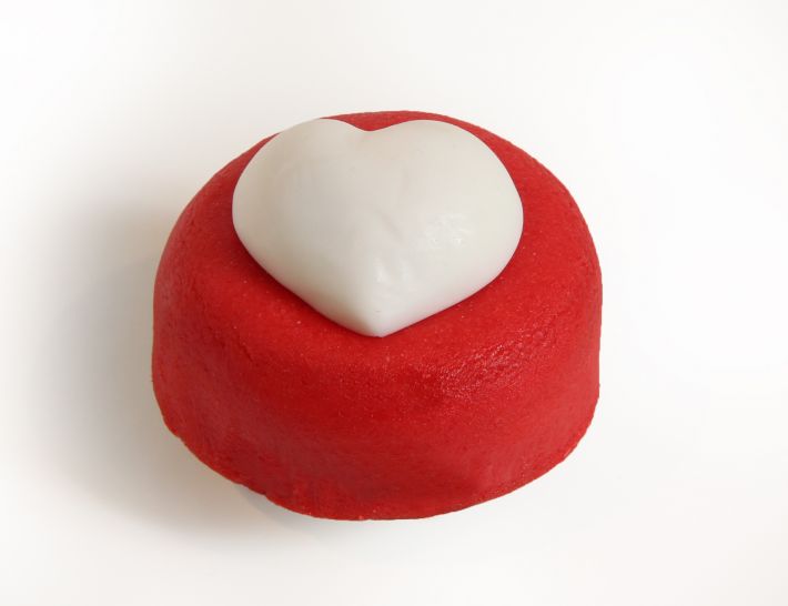 Mini-Törtchen mit weißem Herz