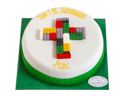 Kommunionstorte mit Kreuz aus bunten Bausteinen