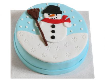 Schneemann-Torte mit Winterlandschaft