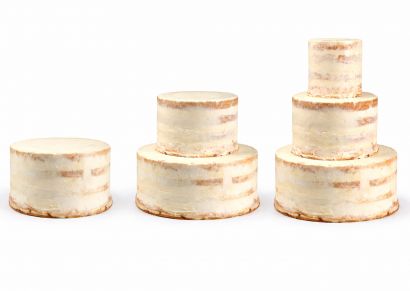 Semi Naked Cake mit sichtbaren Böden und Creme als natürliche Basis zum eigenen Dekorieren